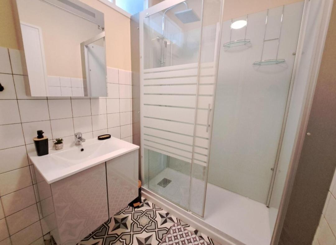 Apartmán Magnifique T3 Avec Balcon Au Pied Du Metro Colbert Tourcoing Exteriér fotografie